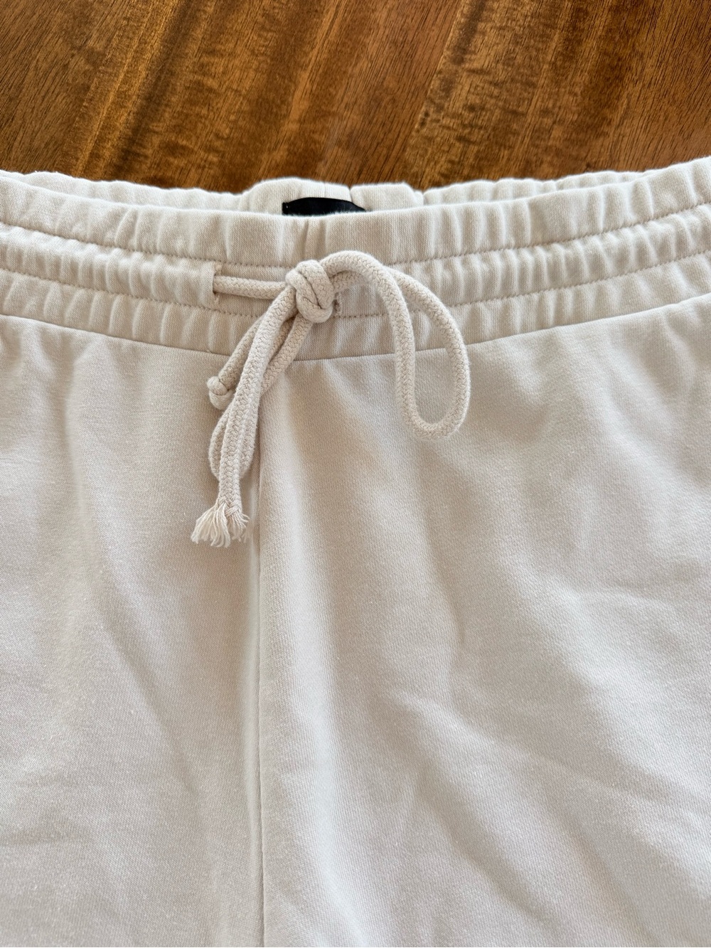 H&M Men's Drawstring Athletic Shorts - Off-White - Picture 4 of 6